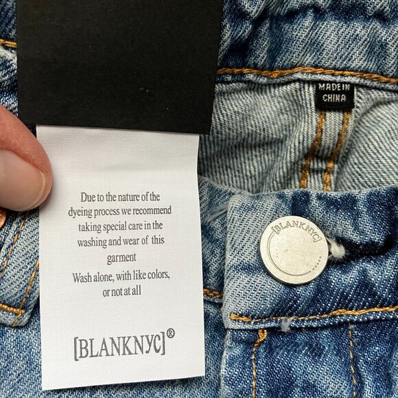 BLANK NYC Baxter Rib Cage Ripped High Waist Crop Five Pocket Jeans Size 25 - Picture 8 of 12